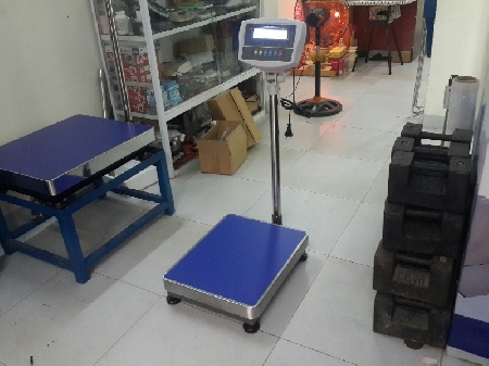 Tong quat can ban dien tu 300kg